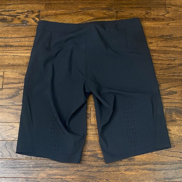 Fox Defend Riding Shorts - Picture 8 of 8